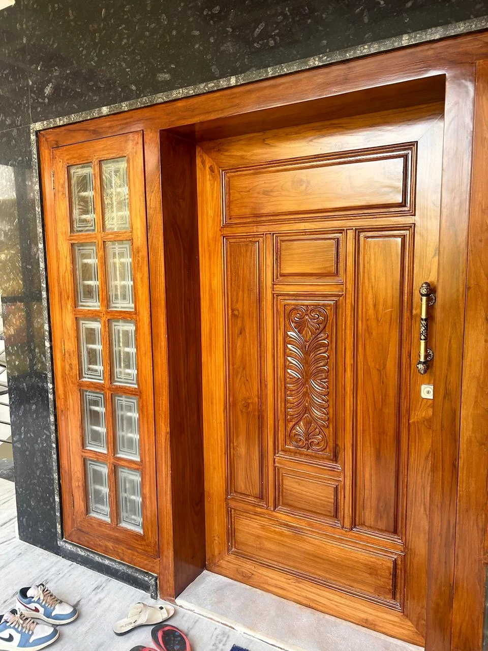 Main Door with Sidelight